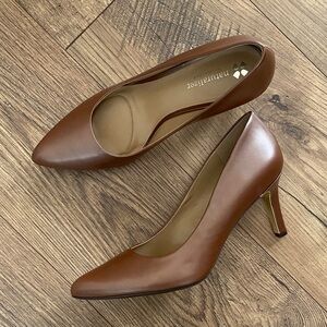 Naturalizer Women's Classic Brown Heels